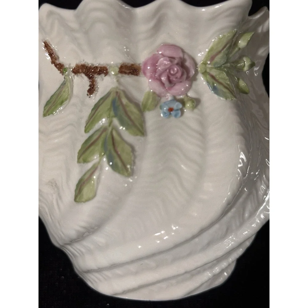 Belleek Carlingford Cache Twisted Planter Ruffled Edge Flower‎ Ireland Blk Stamp